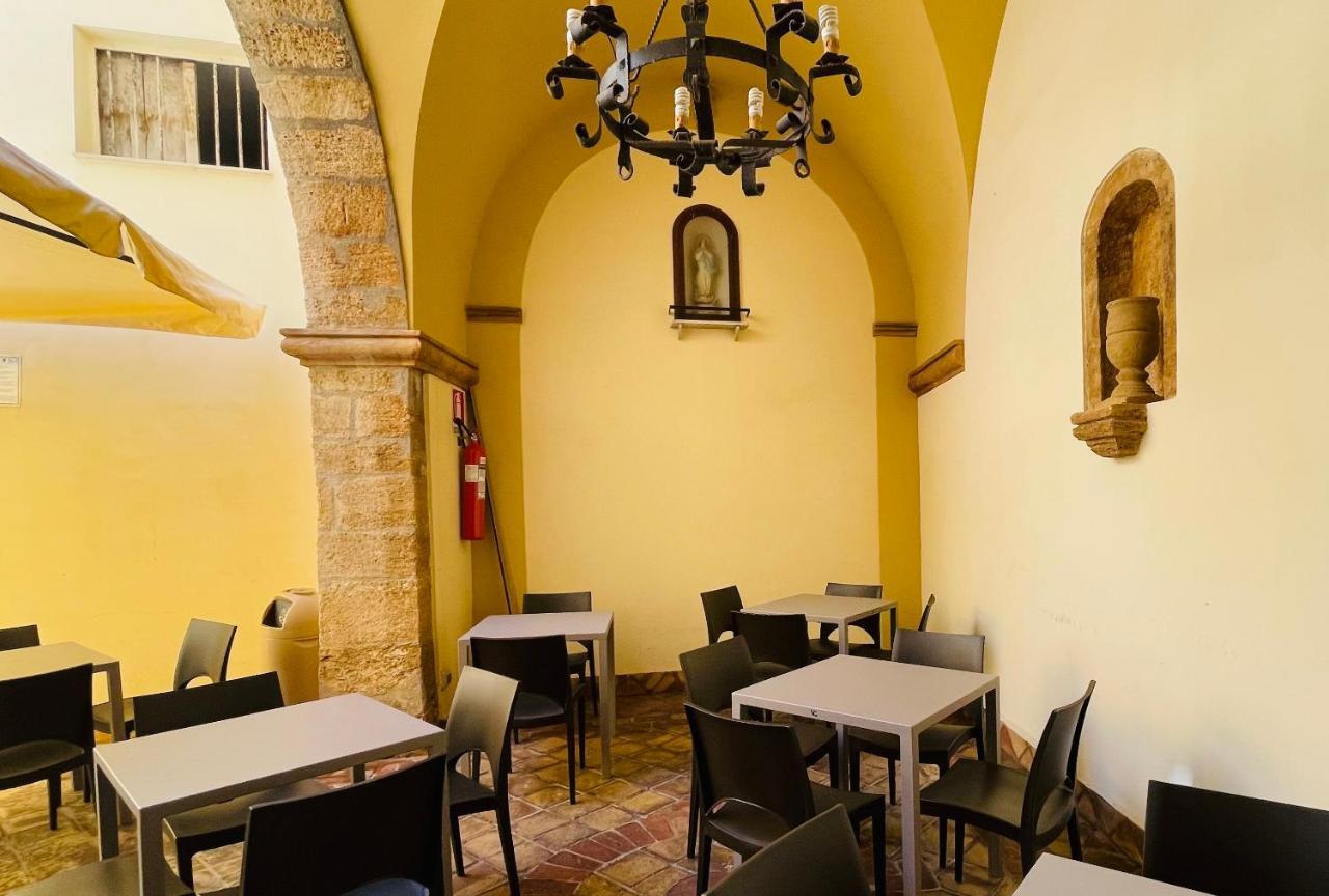 Vittorio Emanuele Boutique Hotel Шакка Екстер'єр фото