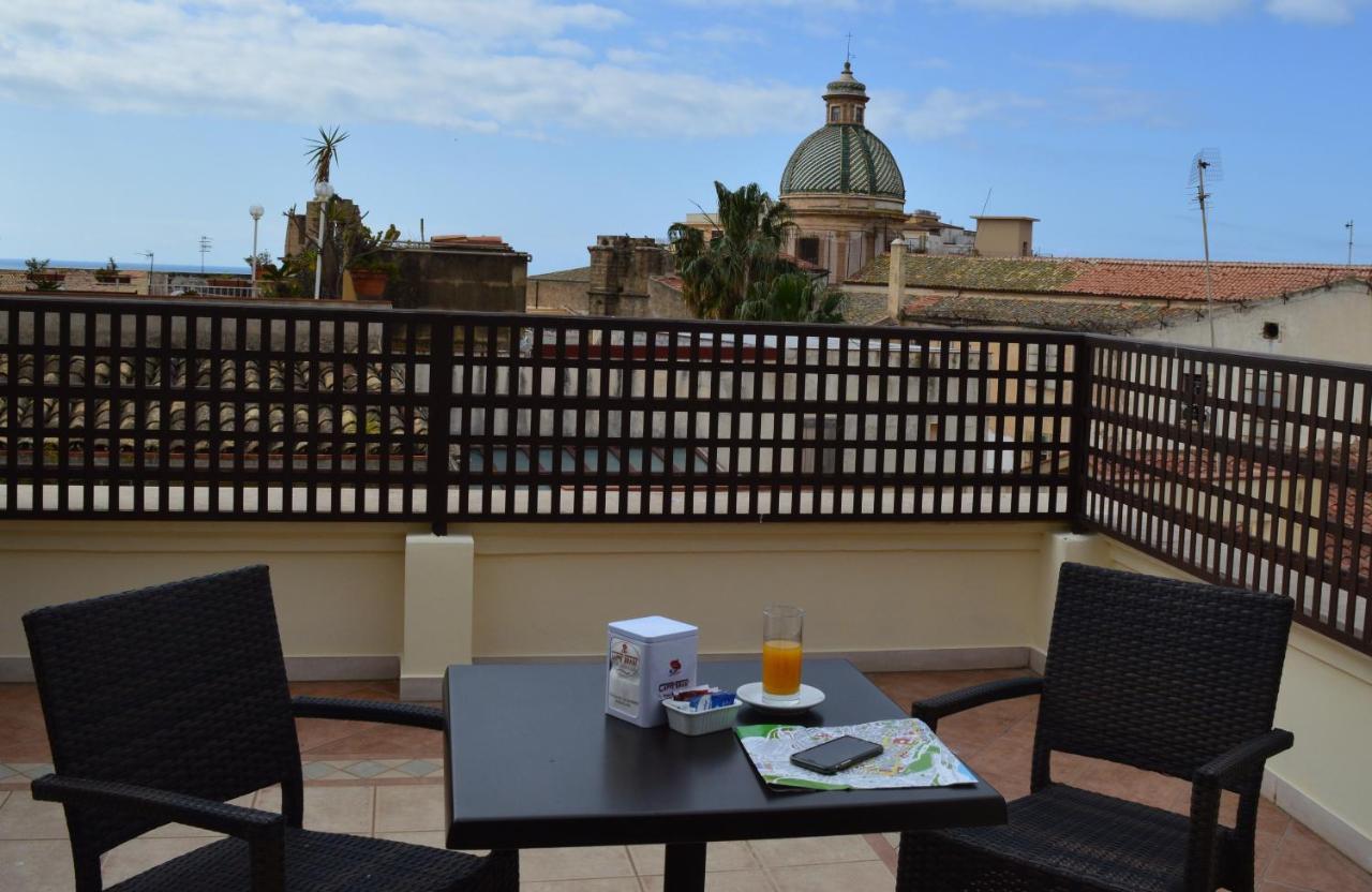 Vittorio Emanuele Boutique Hotel Шакка Екстер'єр фото
