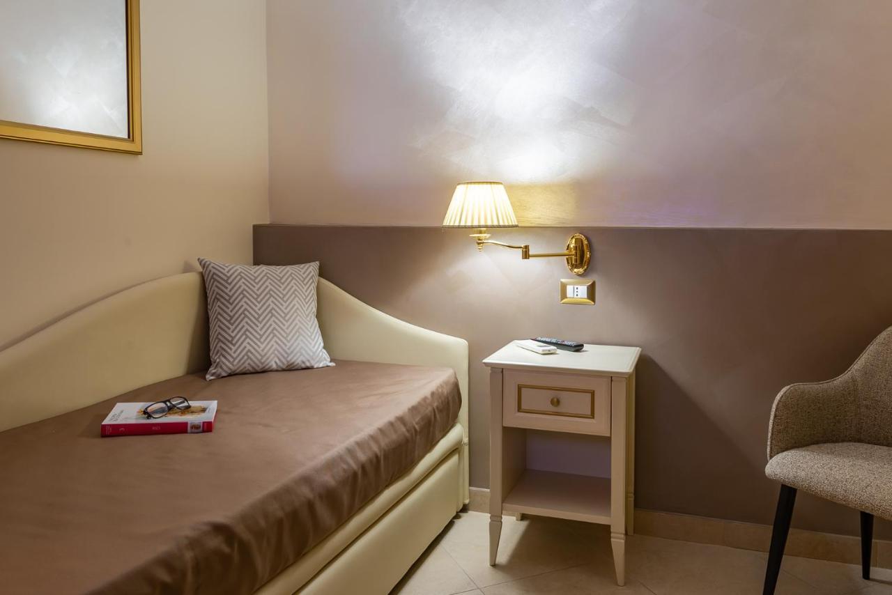 Vittorio Emanuele Boutique Hotel Шакка Екстер'єр фото